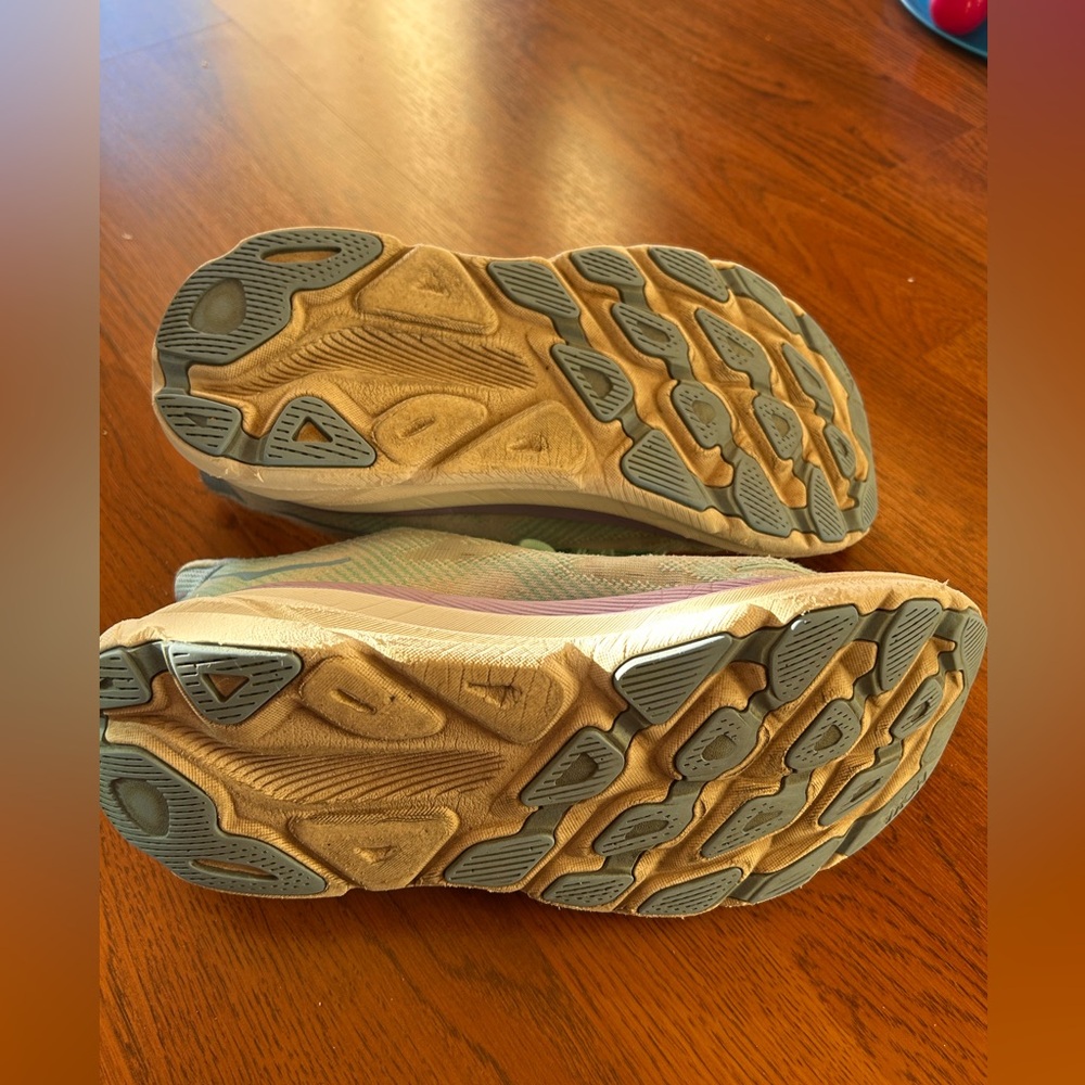 Hoka Clifton 9 Women's running sneakers - Picture 4 of 6